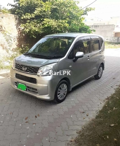 Daihatsu Move 2015 for Sale in Lahore