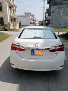 Toyota Corolla GLI 2015 for Sale in Islamabad