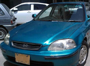 Honda Civic - 1.6L (1600 cc) Blue