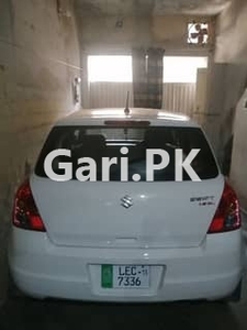 Suzuki Swift 2013 for Sale in Lahore