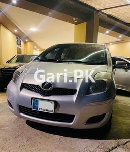 Toyota Vitz F 1.0 2010 for Sale in Islamabad
