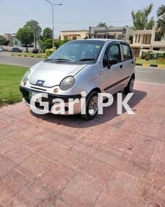 Chevrolet Exclusive 2004 for Sale in DHA EME Sector