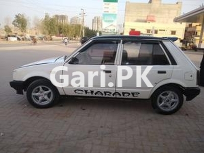 Daihatsu Charade 1983 for Sale in Karachi