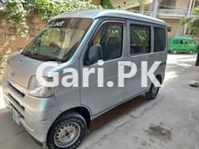 Daihatsu Hijet 2011 for Sale in Gulzar-e-Quaid Housing Society