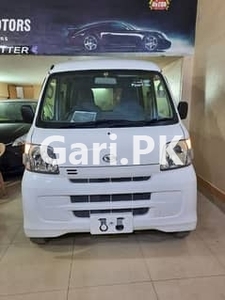 Daihatsu Hijet 2016 for Sale in Muslimabad