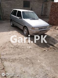 Fiat Uno 2002 for Sale in Gujranwala