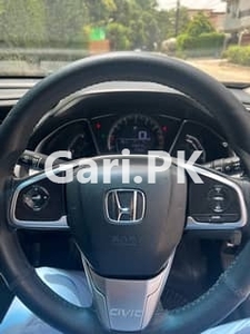 Honda Civic VTi Oriel 2017 for Sale in Shadman 1