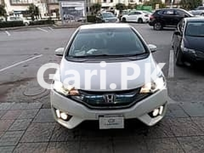Honda Fit 2014 for Sale in Gulberg 3