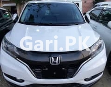 Honda Vezel 2015 for Sale in Gulistan-e-Jauhar Block 10