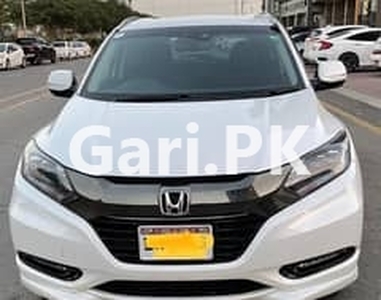 Honda Vezel 2016 for Sale in Bahria Town Karachi