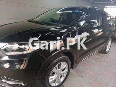 Honda Vezel Hybrid X 2015 for Sale in Gujranwala