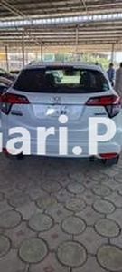 Honda Vezel Hybrid Z 2015 for Sale in Peshawar