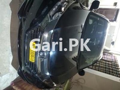 Honda Vezel Hybrid Z Sensing 2016 for Sale in Karachi