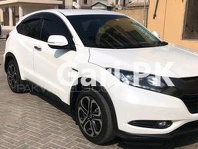 Honda Vezel Hybrid Z Sensing 2017 for Sale in Karachi