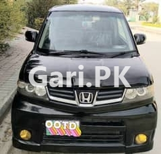 Honda Zest Spark 2014 for Sale in Bahria Town