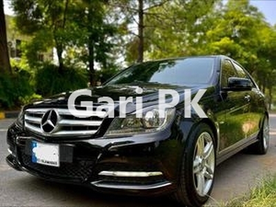 Mercedes Benz C Class C200 2013 for Sale in Islamabad