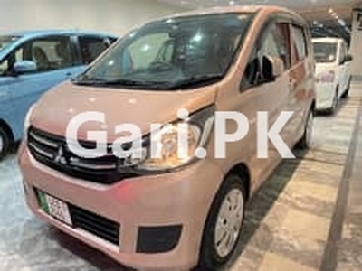 Mitsubishi Ek Wagon VTi Oriel Prosmatec 2016 for Sale in Johar Town