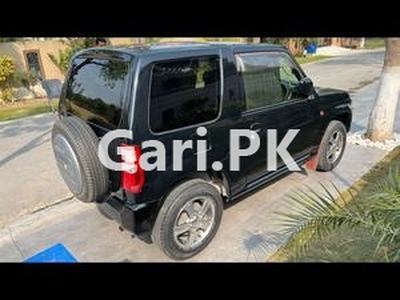 Mitsubishi Pajero Mini XR 2012 for Sale in Lahore