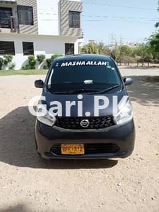 Nissan Dayz 2013 for Sale in Gulshan-e-Maymar