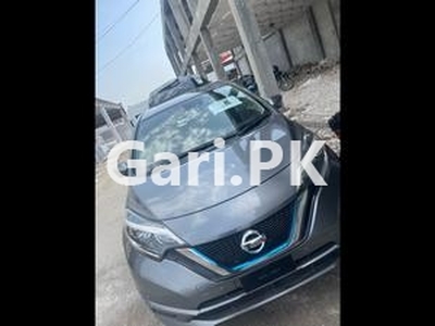 Nissan Note X 2018 for Sale in Peshawar