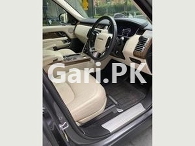 Range Rover Vogue P400e 2018 for Sale in Islamabad