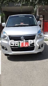 Suzuki Wagon R 2017 for Sale in Khayaban-e-Amin