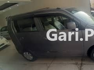 Suzuki Wagon R 2017 for Sale in Samanabad