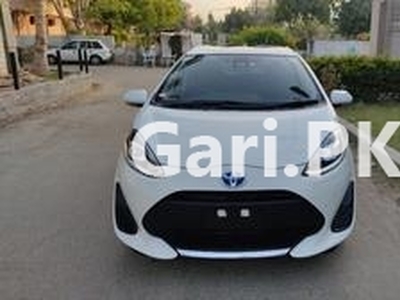Toyota Aqua S 2020 for Sale in Karachi
