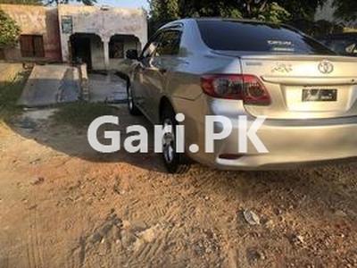 Toyota Corolla GLi 1.3 VVTi 2013 for Sale in Gujrat