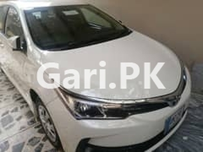 Toyota Corolla XLI 2019 for Sale in warranty cards