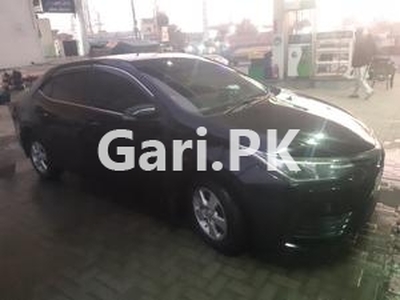 Toyota Corolla XLi VVTi 2017 for Sale in Kharian