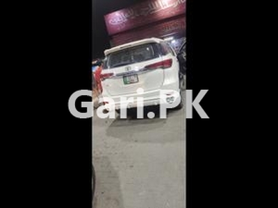 Toyota Fortuner 2.7 VVTi 2019 for Sale in Lahore