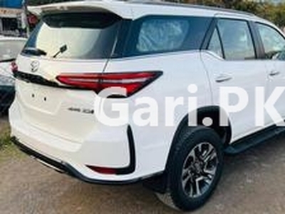 Toyota Fortuner Legender 2022 for Sale in Islamabad