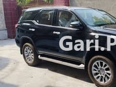 Toyota Fortuner Sigma 2022 for Sale in Lahore