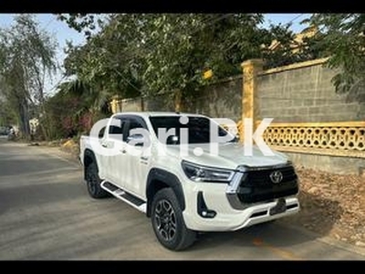 Toyota Hilux Revo V Automatic 2.8 2021 for Sale in Karachi