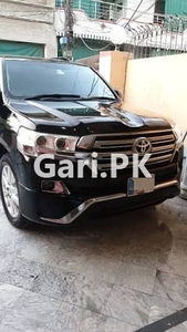 Toyota Land Cruiser 2008 for Sale in Multan Road