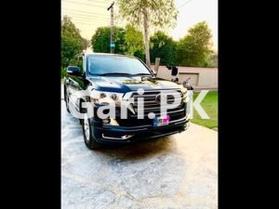 Toyota Land Cruiser AX 2015 for Sale in Lahore
