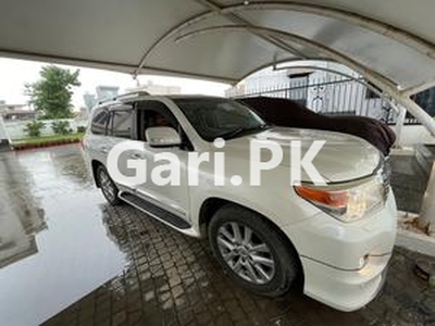 Toyota Land Cruiser ZX 2012 for Sale in Lahore
