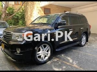 Toyota Land Cruiser ZX 60th Black Leather Selection 2011 for Sale in Karachi