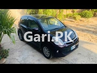 Toyota Passo + Hana Apricot Collection 1.0 2015 for Sale in Mardan