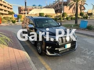Toyota Prado 2012 for Sale in DHA Defence