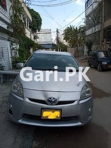 Toyota Prius 2011 for Sale in Gulistan-e-Jauhar Block 16
