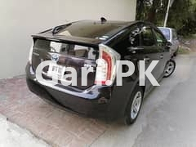 Toyota Prius 2015 for Sale in Wapda Town
