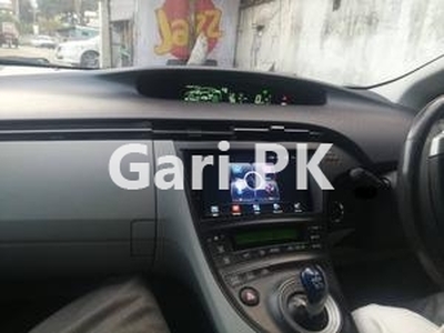 Toyota Prius S Touring Selection 1.8 2011 for Sale in Islamabad