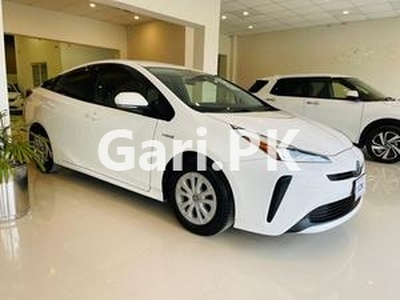 Toyota Prius S Touring Selection 2019 for Sale in Islamabad