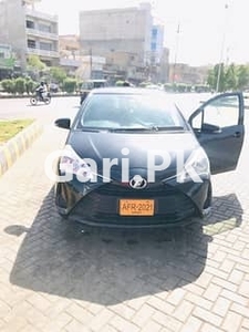 Toyota Vitz 2017 for Sale in Malir Cantonment