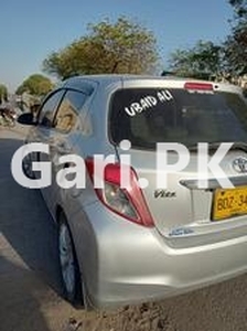 Toyota Vitz F 1.0 2012 for Sale in Karachi