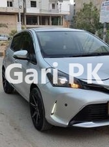 Toyota Vitz F 1.0 2015 for Sale in Karachi