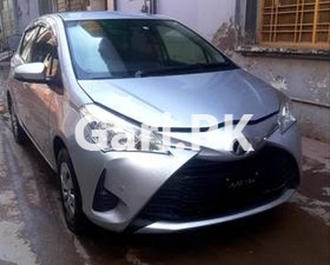 Toyota Vitz F 1.0 2017 for Sale in Gujranwala