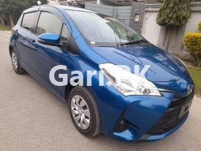 Toyota Vitz F 1.0 2021 for Sale in Lahore